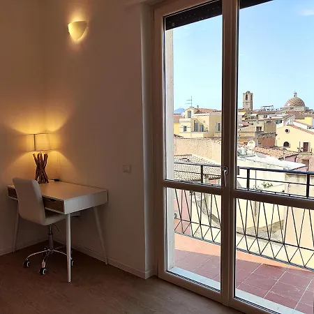 Attico Vespucci Luxury Penthouse 아파트 올비아