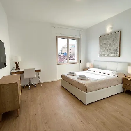 Attico Vespucci Luxury Penthouse 올비아